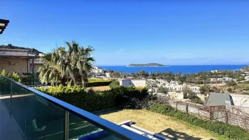 Вилла с частным бассейном и видом на море в Gumusluk Bodrum